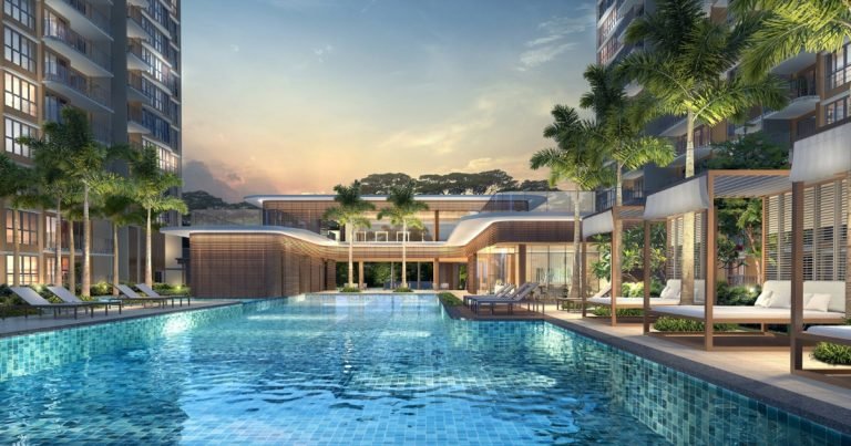 Swimming pool in Hundred Palm Residences